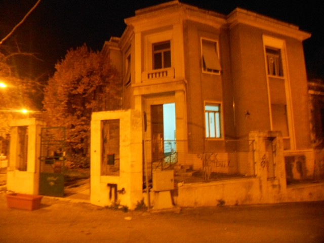L'AQUILA Asilo occupato